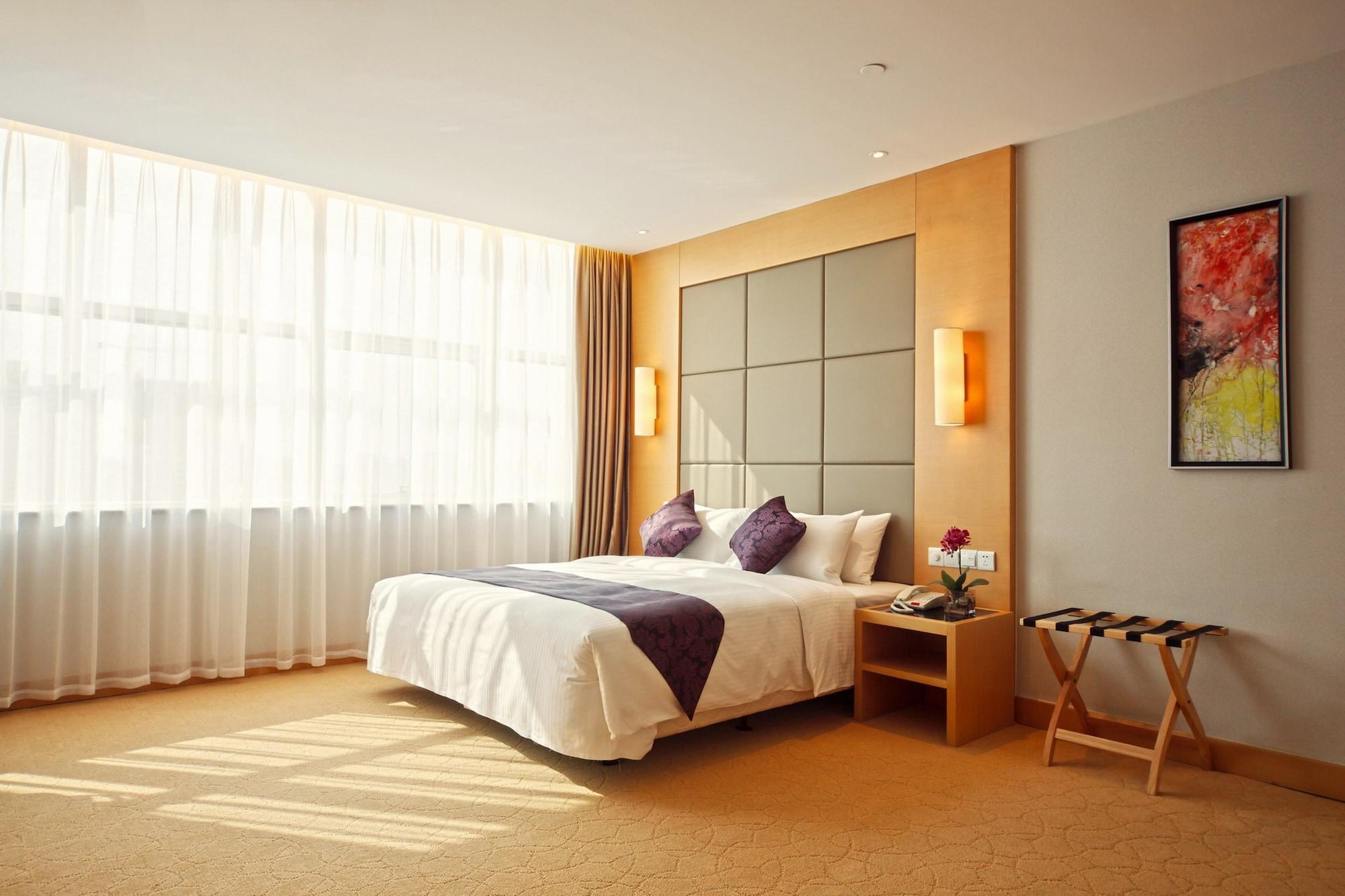 Dorsett Wuhan Exterior photo