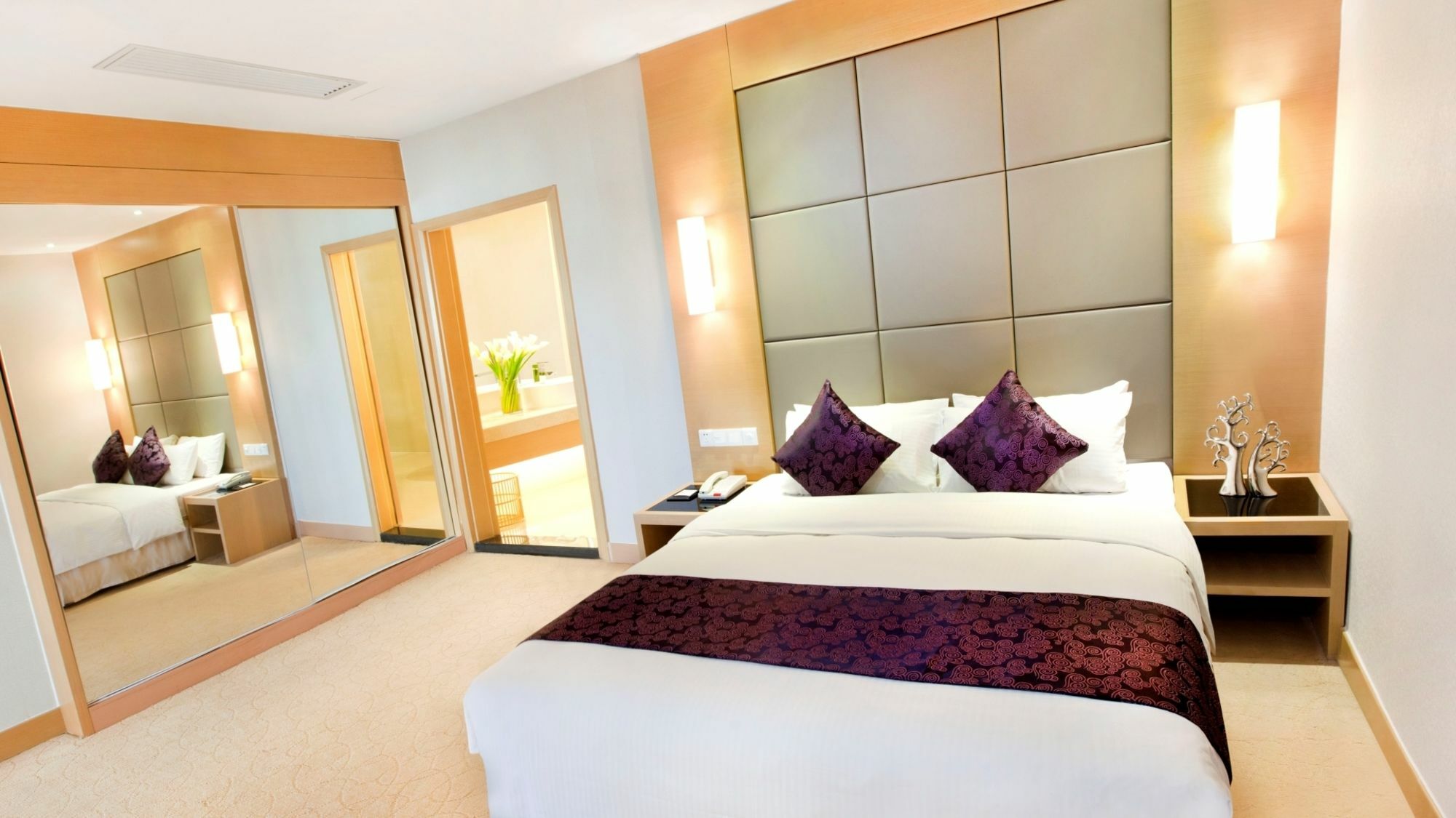 Dorsett Wuhan Exterior photo