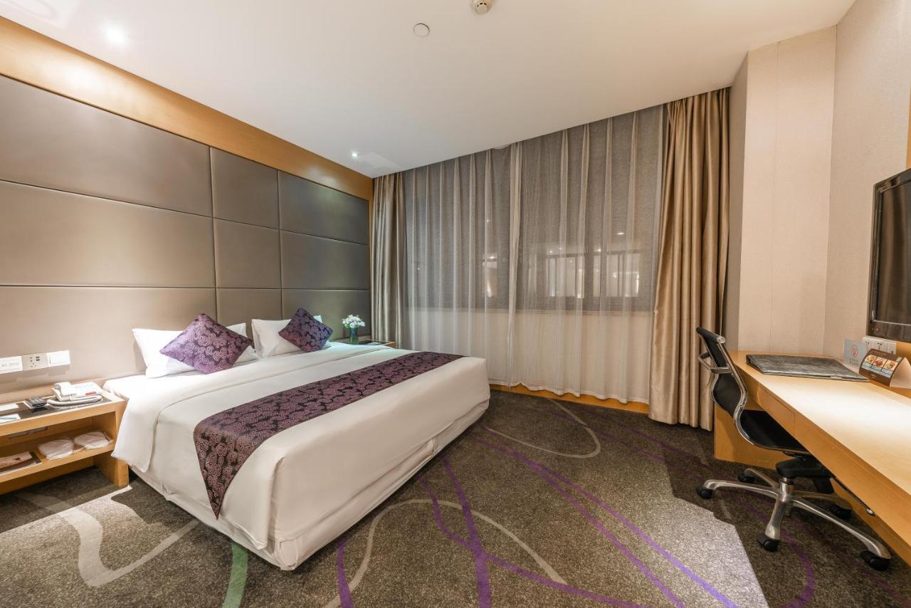 Dorsett Wuhan Exterior photo
